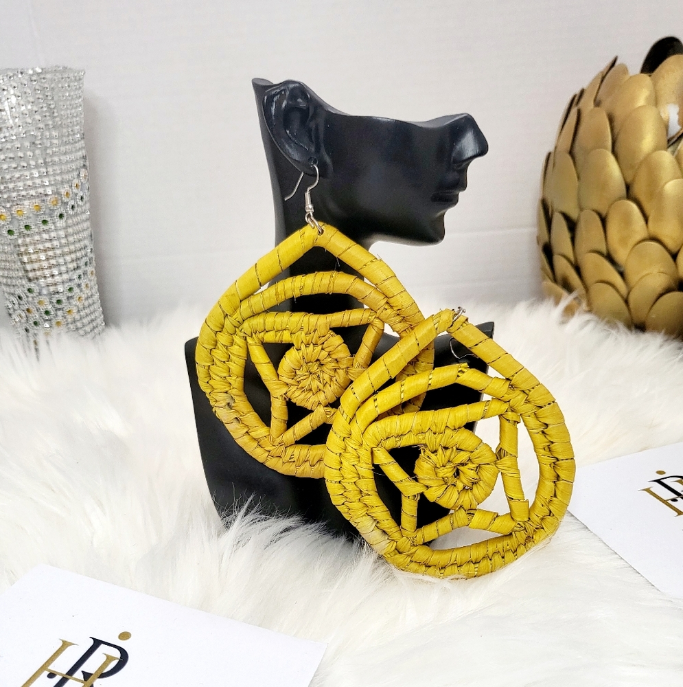 Rattan earing